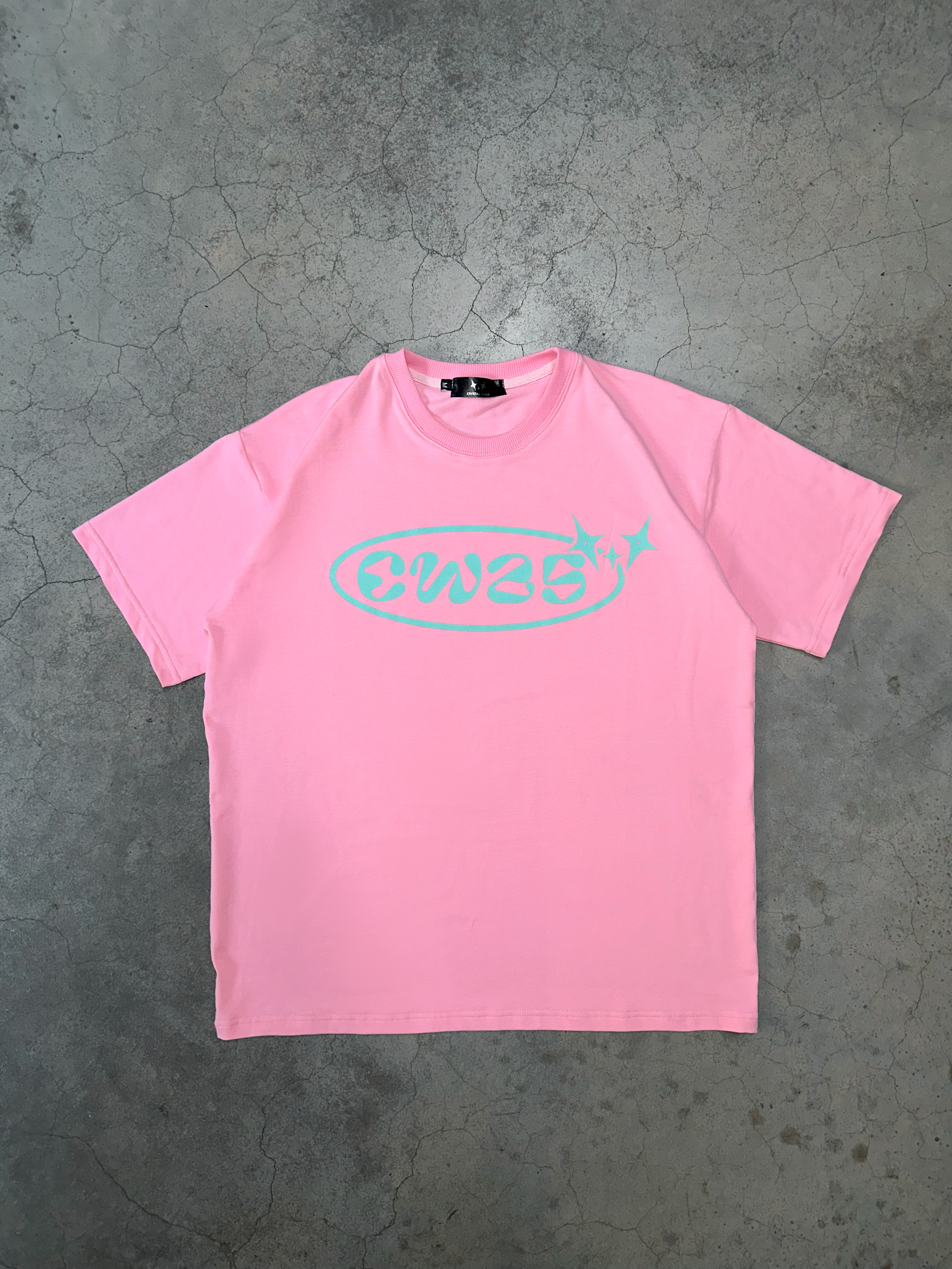 PINK CRYSTAL WRLD "CW25 LOGO" T-SHIRT